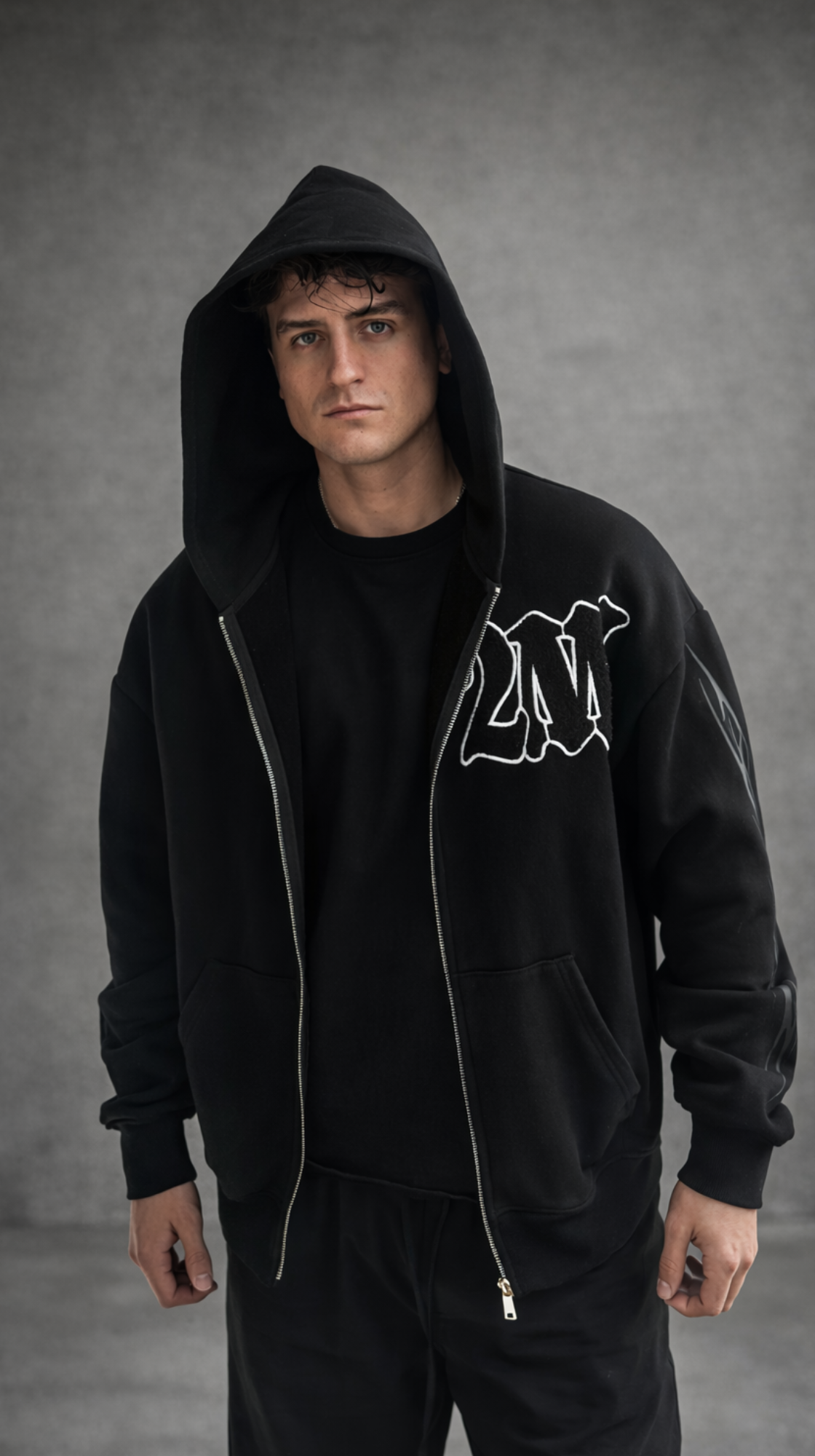 Noir Zip-Up